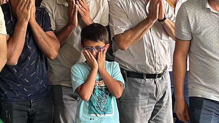 Isparta'da eşi tarafından öldürülen hamile kadının cenazesi toprağa verildi G4