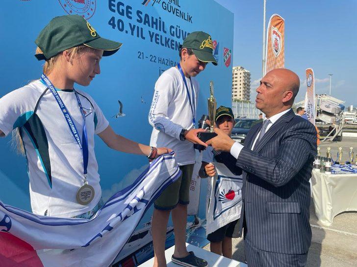 Ege Sahil Güvenlik 40. Yıl Yelken Yarışları'nda ödüller sahiplerini buldu G3