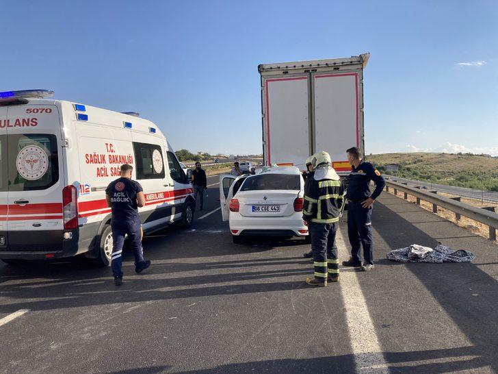 Gaziantep'te tırla otomobilin çarpıştığı kazada 1 kişi yaşamını yitirdi G2