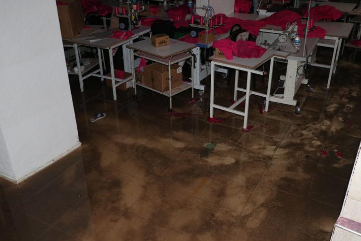 Samsun'da sağanak ve dolu etkili oldu G3