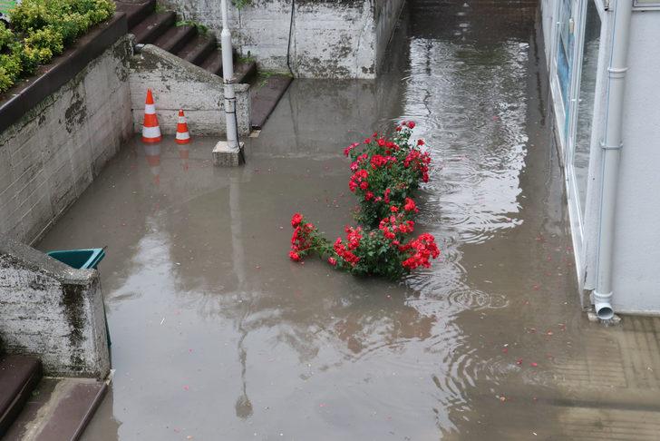 Samsun'da sağanak ve dolu etkili oldu G5