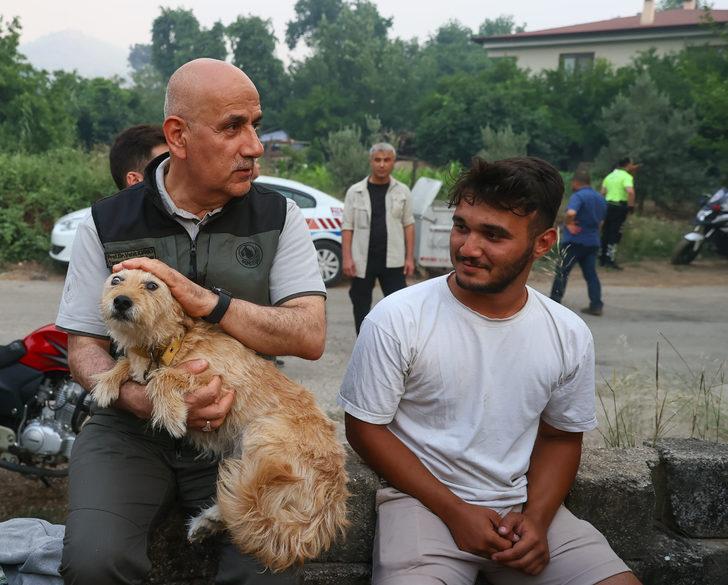 Tarım ve Orman Bakanı Vahit Kirişci, Marmaris'te orman yangını bölgesinde açıklama yaptı: G5