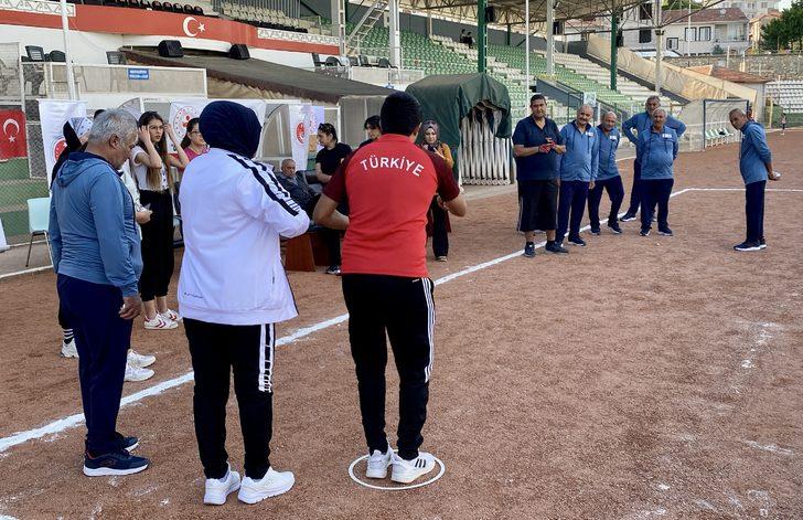 Kırşehir'de şehit ailelerine "bocce" eğitimi verildi G5