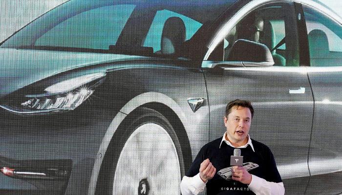 Elon Musk azaltması gerektiğini söylemişti! Tesla'dan şok karar