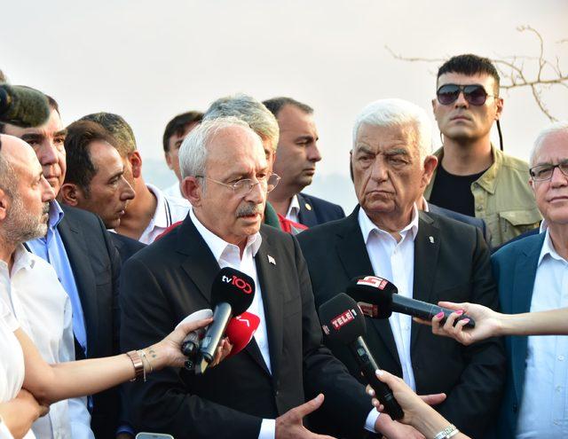 kilicdaroglu-hicbir-gucun-karsisinda-egilmeyecegiz-2-_3791_dhaphoto1