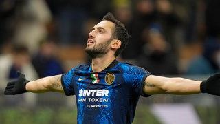 Hakan Çalhanoğlu'nun Galatasaray açıklaması taraftarı heyecanlandırdı! ''Arayıp gel dese kıramam''