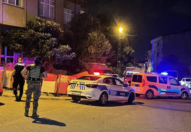 Esenyurt'ta araç park etme meselesinden çıkan kavgada iki kişi yaralandı G3