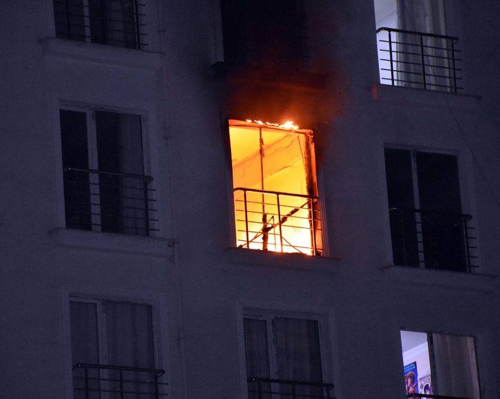 Kırıkkale'de çıkan yangında pencereden atlayan bir kişi ağır yaralandı G5