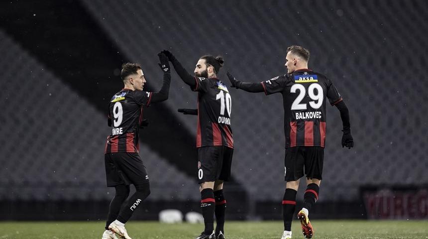 Son dakika: Emre Mor Fenerbahçe'ye mi geliyor? Süleyman Hurma açıkladı...