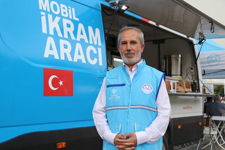 Türkiye Diyanet Vakfı yurda gelen gurbetçileri Kapıkule'de ikramlarla karşılıyor G4