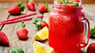 Yok böyle ferahlık! Çilekli limonata tarifi