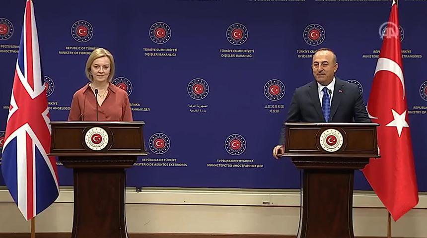 Son dakika: Bakan Çavuşoğlu'ndan 'tahıl' iddialarına yanıt! "Kesinlikle müsaade etmeyiz"