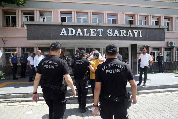 Muş'ta uyuşturucu operasyonunda yakalanan 8 şüpheliden 4'ü tutuklandı G4