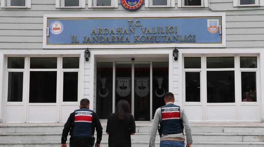 Ardahan'da kesinleşmiş hapis cezası olan PKK hükümlüsü yakalandı