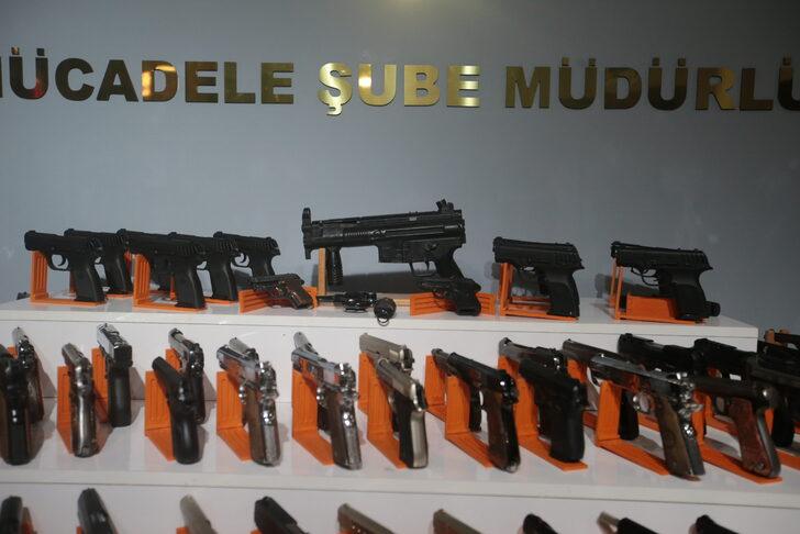 Bursa'da polisin düzenlediği operasyonda gözaltına alınan 4 kişi tutuklandı G5