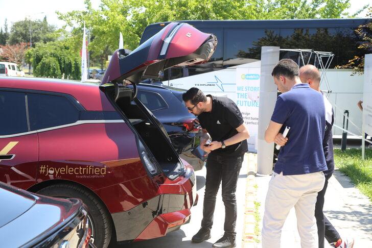 TAYSAD "Elektrikli Araçlar Günü" etkinliğinde Bursa'da üyeleriyle bir araya geldi G3