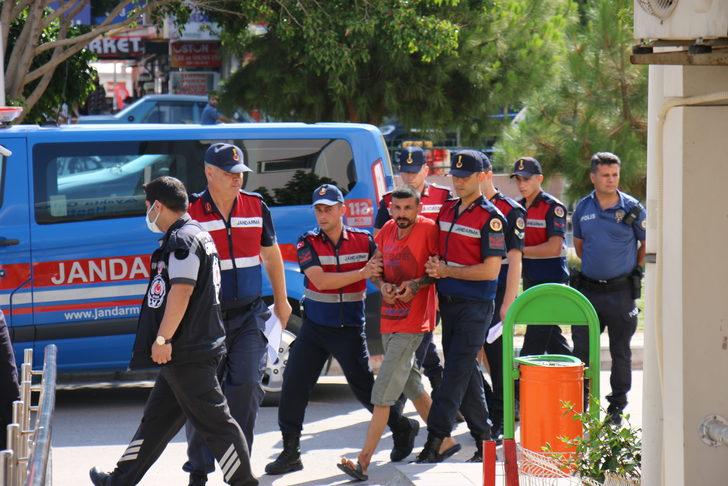 Mersin'de bir kişinin ölü bulunmasına ilişkin 6 şüpheli gözaltına alındı G1