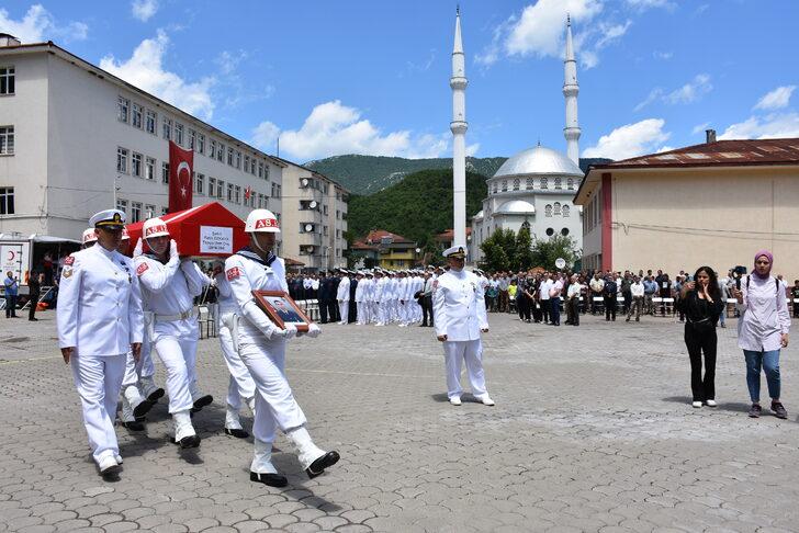 Şehit Topçu Uzman Çavuş Özkaya, son yolculuğuna uğurlandı G2