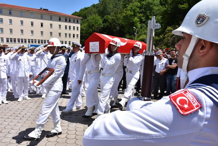 Şehit Topçu Uzman Çavuş Özkaya, son yolculuğuna uğurlandı G4