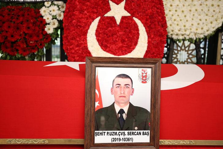 Şehit Piyade Uzman Çavuş Sercan Baş son yolculuğuna uğurlandı G5