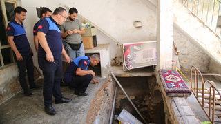 GÜNCELLEME - Şanlıurfa'da göçük meydana gelen sokaktaki 14 ev tahliye edilecek