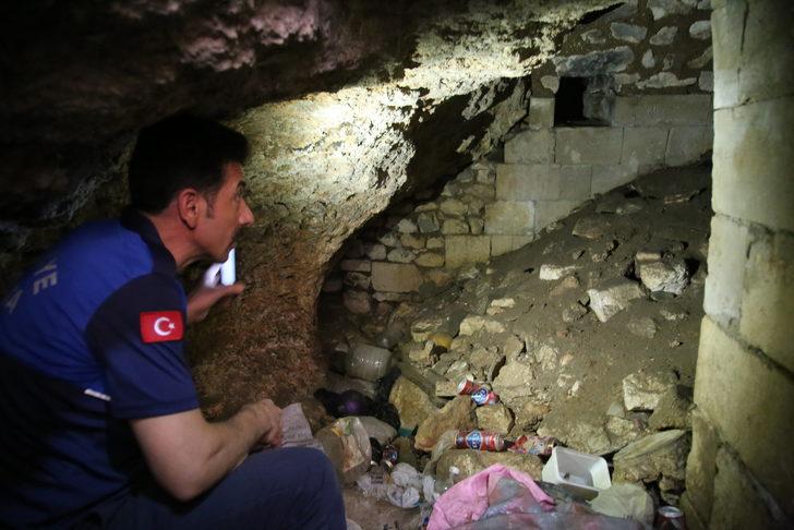 Şanlıurfa'da göçük meydana gelen sokaktaki 14 ev tahliye edilecek G2