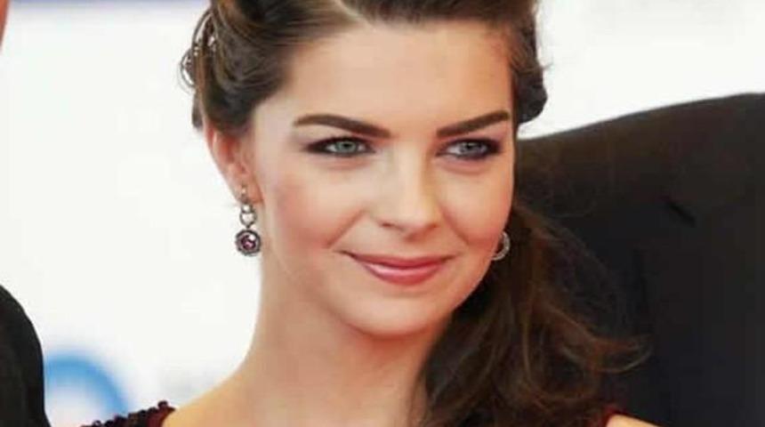 Yeter Dizisinde Aylin Şoku Pelin Karahan Diziden &Ouml;lerek Ayrılacak