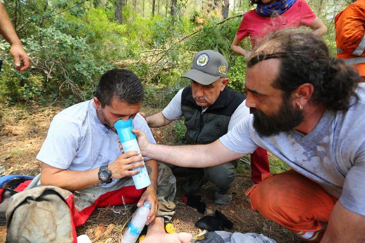 Bakanlar Soylu ve Kirişci, Marmaris'te yangın bölgesinde incelemelerde bulundu G2