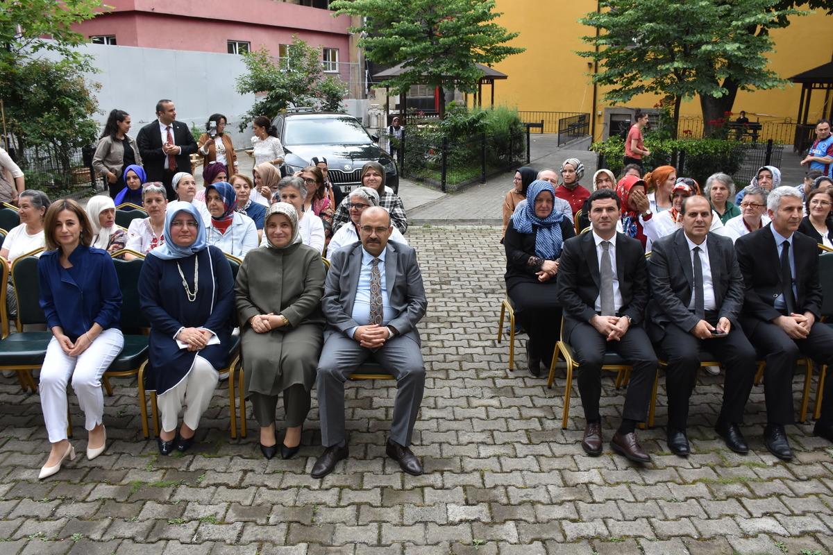 Trabzon'da "İlmek İlmek Gelenek Trabzon Fanilası" sergisi a&ccedil;ıldı