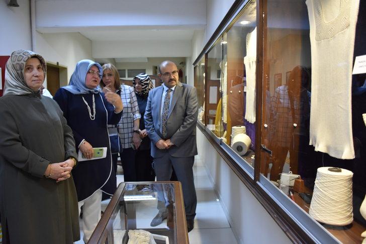 Trabzon'da "İlmek İlmek Gelenek Trabzon Fanilası" sergisi açıldı G5