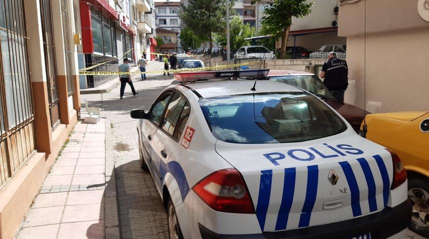 Kastamonu'da bir kişi kayınpederini ve kayınbiraderini silahla yaraladı