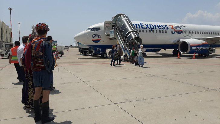 Balıkesir Koca Seyit Havalimanı'na Almanya'dan uçak seferleri başladı G3