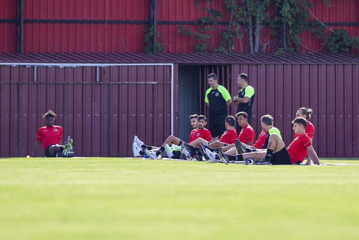 Gençlerbirliği 100. yıl için topbaşı yaptı G2