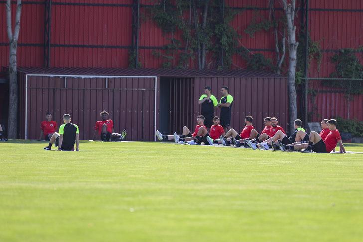 Gençlerbirliği 100. yıl için topbaşı yaptı G3