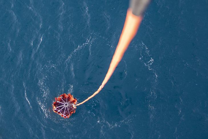 Marmaris'te yangında 10 tona kadar su atabilen CH-47 Chinook tipi helikopter görüntülendi G1