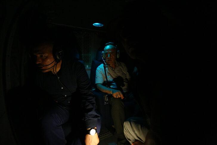 Bakanlar Soylu ve Kirişci Marmaris'te yangın sahasını gece havadan inceledi G5