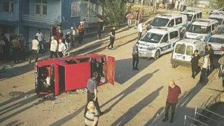 Ankara'da drift yapan sürücüyü mahalleli darbetti! Otomobilini devirdiler