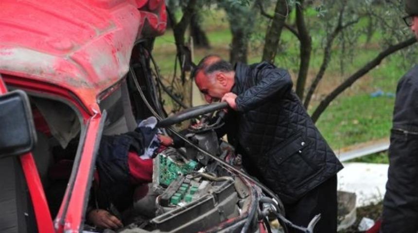 Kazada &ouml;len şof&ouml;r&uuml;n&uuml;n başında b&ouml;yle g&ouml;zyaşı d&ouml;kt&uuml;