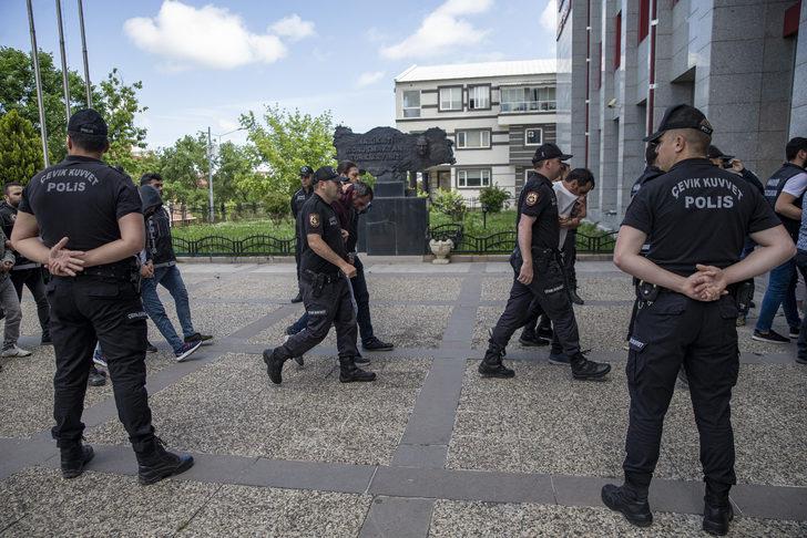GÜNCELLEME - Erzurum'da uyuşturucu operasyonunda yakalanan zanlılardan 8'i tutuklandı G4