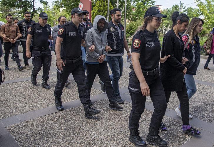 GÜNCELLEME - Erzurum'da uyuşturucu operasyonunda yakalanan zanlılardan 8'i tutuklandı G5