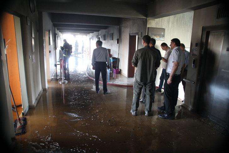 Çerkezköy Kaymakamlığının arşiv odasında çıkan yangın söndürüldü G2