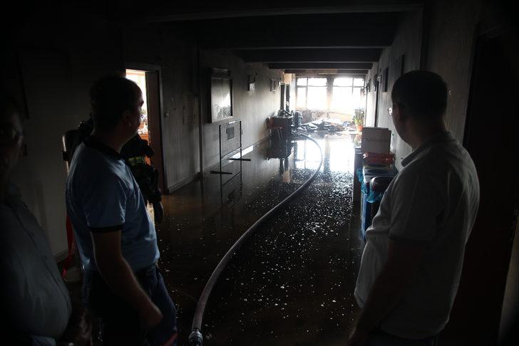 Çerkezköy Kaymakamlığının arşiv odasında çıkan yangın söndürüldü G5