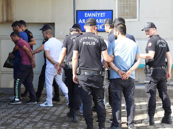 "Kökünü Kurutma Operasyonu"nda gözaltına alınan zanlılardan 46'sı adliyeye sevk edildi G2