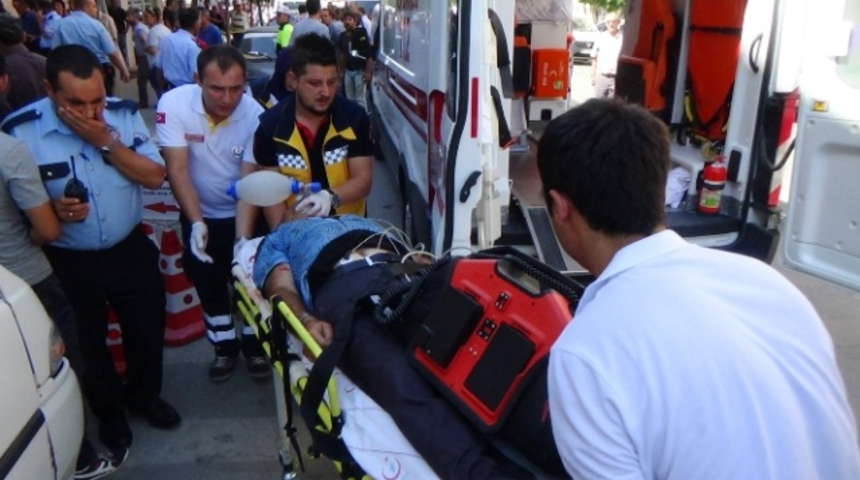 Cani Koca Kendisinden Boşanmak İsteyen Eşini Öldürüp İntihar Etti!