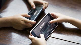 Mobil oyun tutkunlarına işlerini kolaylaştıracak yardımcı telefon ürünleri