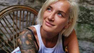 Didem Soydan'dan ezan paylaşımı! Bizim hoca bambaşka okuyor 