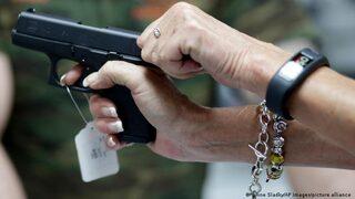 ABD'de silah satışını kısıtlayan tasarı Senato'dan geçti