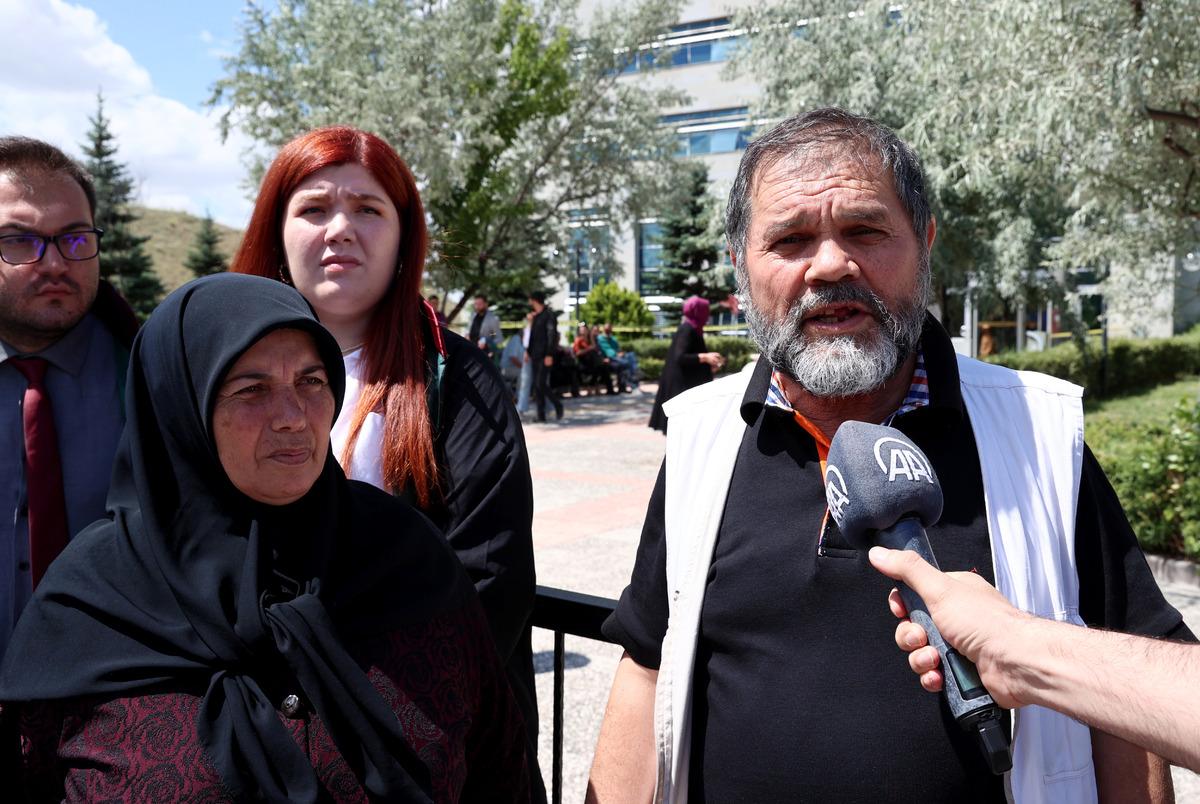 Ankara'da bir kişinin &ouml;ld&uuml;ğ&uuml;, 34 kişinin yaralandığı kazaya karışan EGO şof&ouml;r&uuml;n&uuml;n yargılanmasına başlandı