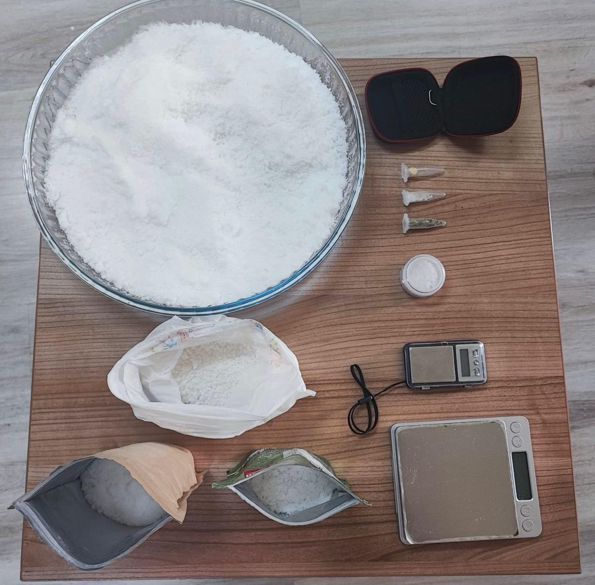 Malatya merkezli uyuşturucu operasyonunda 17 ş&uuml;pheli yakalandı