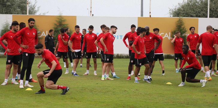 Samsunspor Teknik Direktörü Bektaş, yeni sezon hazırlıklarını değerlendirdi: G3